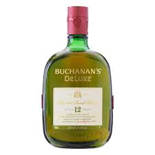 Botella de BUCHANAS 1LT de whisky - Licorería al norte de Quito con entregas a domicilio las 24 horas La Huequita Quiteña